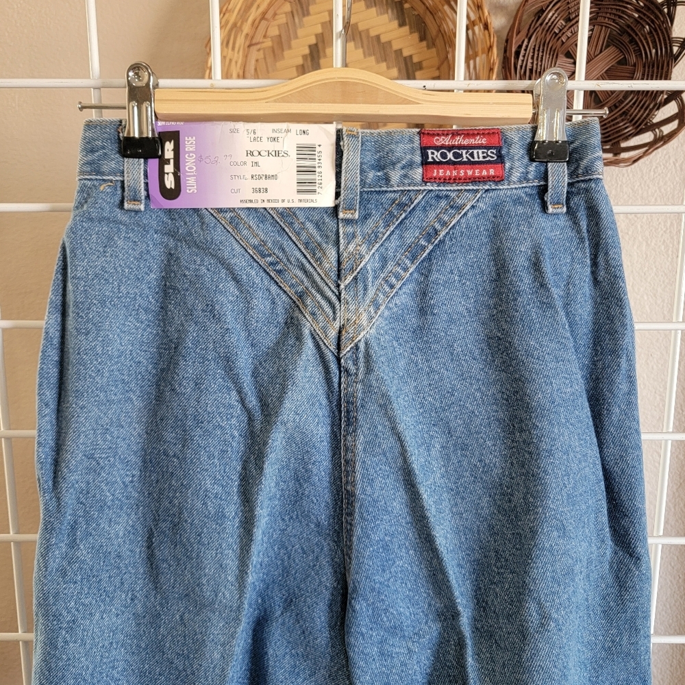 Rockies High Rise Blue Jeans - Picture 5 of 11